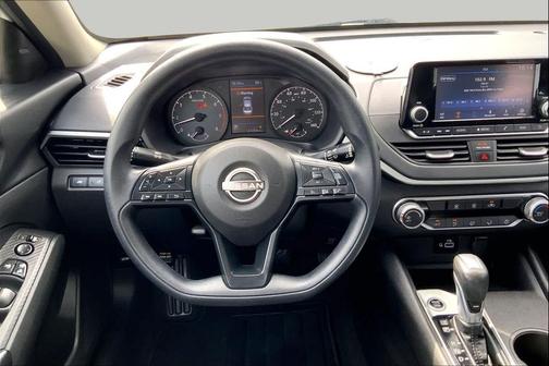 Glacier White 2024 Nissan Altima S FWD