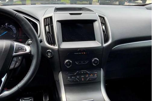 2020 Ford Edge ST