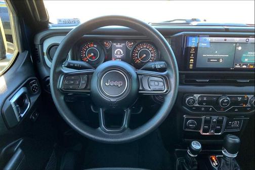 2025 Jeep Gladiator Nighthawk