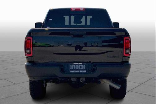 2025 RAM 2500 Tradesman Crew Cab 4x4 6'4' Box