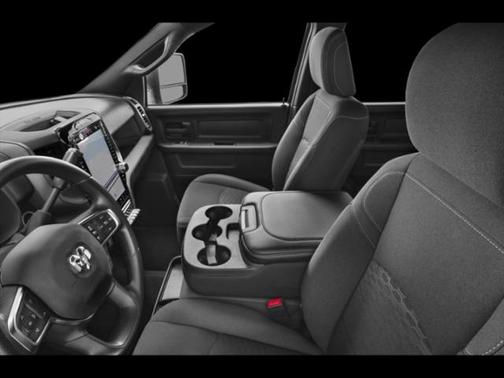 2025 RAM 2500 Tradesman Crew Cab 4x4 6'4' Box