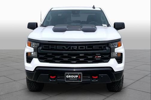 Summit White 2025 Chevrolet Silverado 1500 Custom Trail Boss