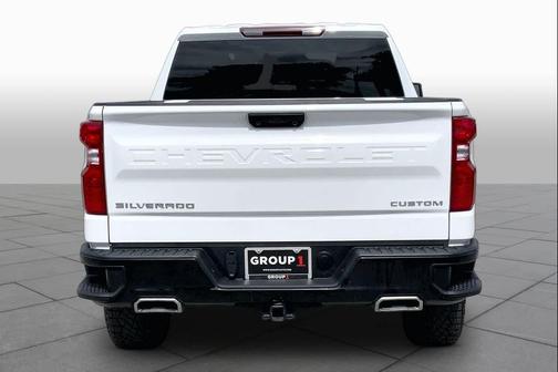 Summit White 2025 Chevrolet Silverado 1500 Custom Trail Boss