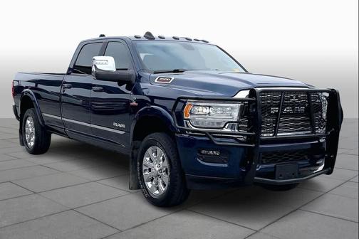 2023 RAM 3500 Limited Crew Cab 4x4 8' Box