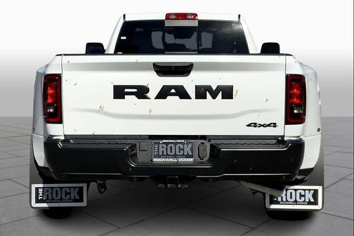 2026 RAM 3500 Tradesman Regular Cab 4x4 8' Box