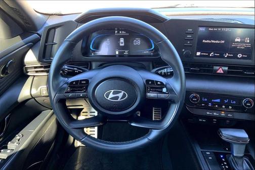 2025 Hyundai ELANTRA Sport