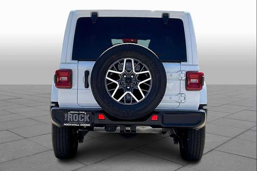 2024 Jeep Wrangler 4-Door Sahara 4x4
