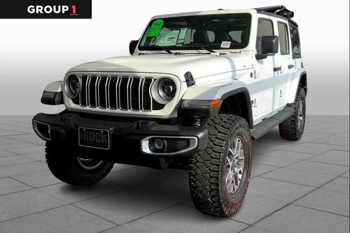 2025 Jeep Wrangler 4-Door Sahara 4x4
