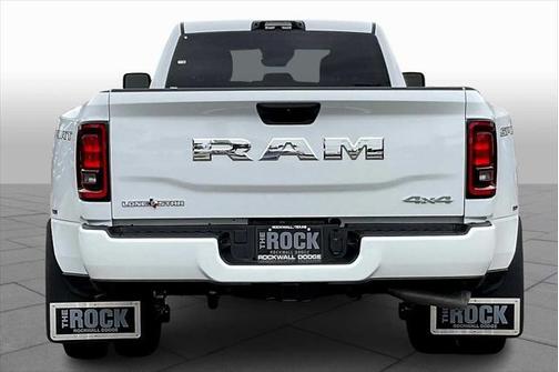2025 RAM 3500 Lone Star Crew Cab 4x4 8' Box