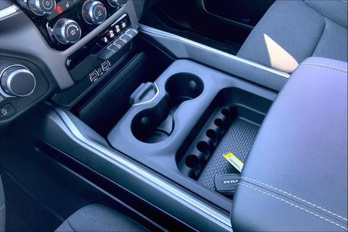 Bright White Clearcoat 2026 RAM 1500 Big Horn/Lone Star