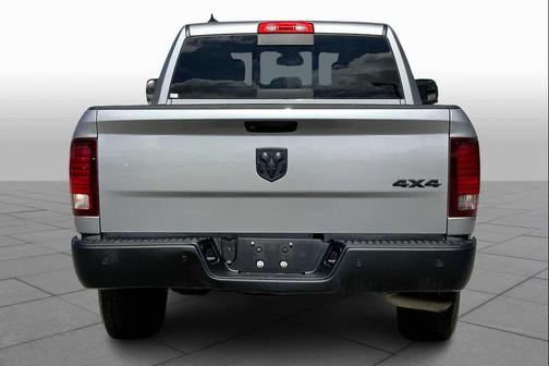 2023 RAM 1500 Classic Warlock Crew Cab 4x4 5'7' Box