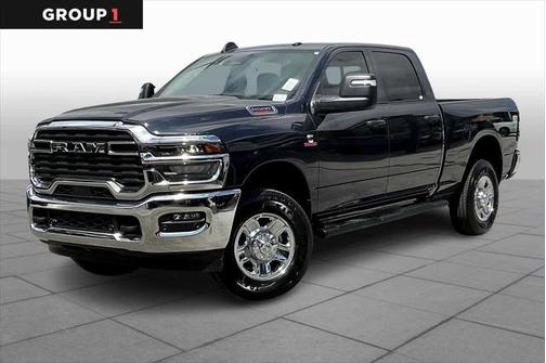 2025 RAM 2500 Tradesman Crew Cab 4x4 6'4' Box