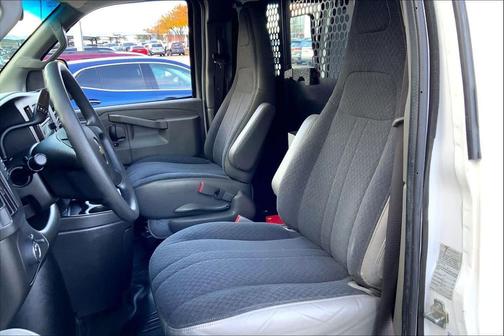 2021 Chevrolet Express 2500 RWD 2500 Regular Wheelbase WT