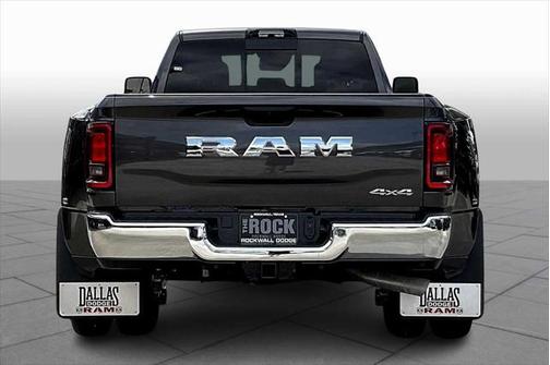 2025 RAM 3500 Tradesman Crew Cab 4x4 8' Box