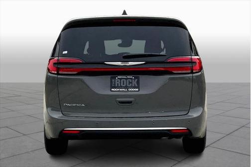 2025 Chrysler Pacifica L
