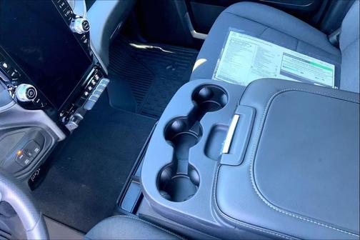 2026 RAM 2500 Tradesman Crew Cab 4x4 6'4' Box