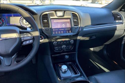 2023 Chrysler 300 S