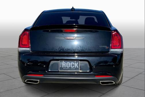 2023 Chrysler 300 S