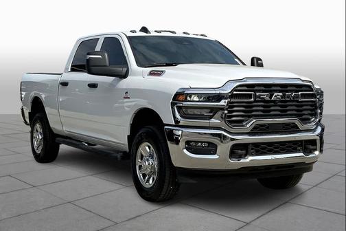 2025 RAM 2500 Tradesman Crew Cab 4x4 6'4' Box