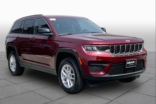Velvet Red Pearlcoat 2026 Jeep Grand Cherokee Laredo