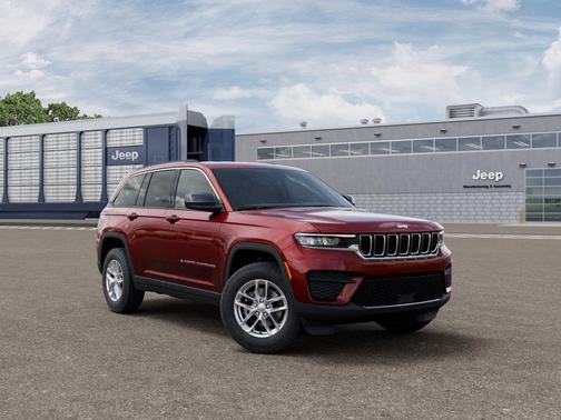 Velvet Red Pearlcoat 2026 Jeep Grand Cherokee Laredo
