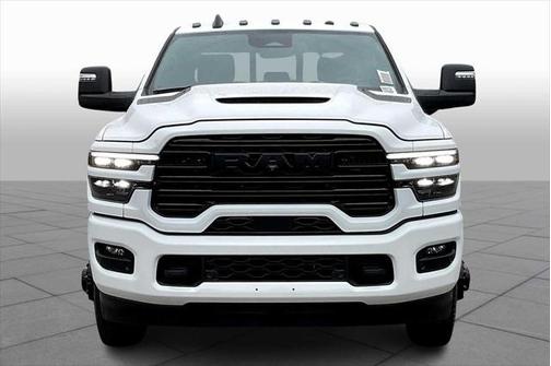 2025 RAM 3500 Laramie Crew Cab 4x4 8' Box