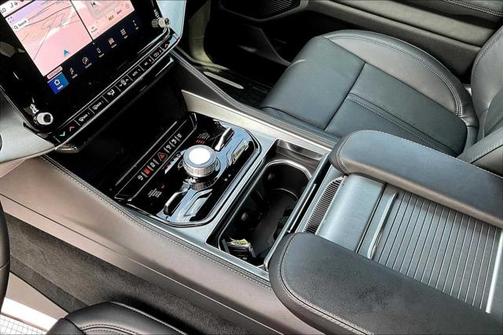 2025 Jeep Wagoneer Series II Overland 4x4