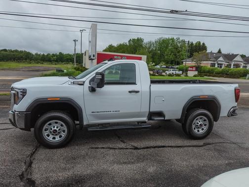 Summit White 2024 GMC Sierra 3500 Base