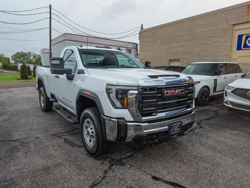 Summit White 2024 GMC Sierra 3500 Base