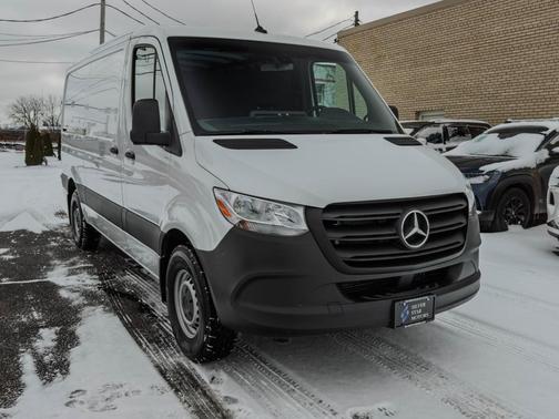 2021 Mercedes-Benz Sprinter 2500 Standard Roof