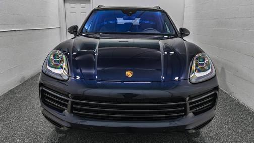 2023 Porsche Cayenne Platinum Edition