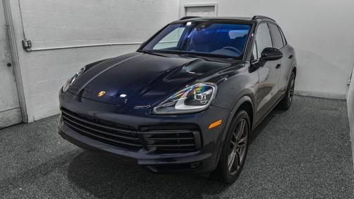 2023 Porsche Cayenne Platinum Edition