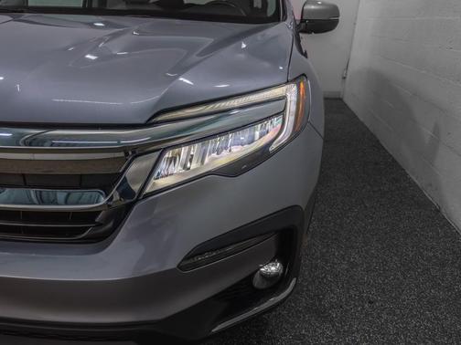 Lunar Silver Metallic 2022 Honda Pilot Touring 8-Passenger