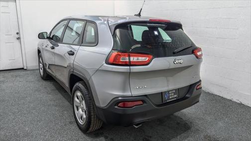2016 Jeep Cherokee Sport
