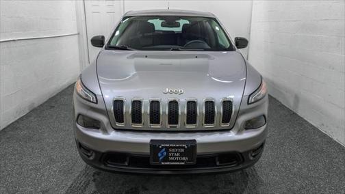 2016 Jeep Cherokee Sport