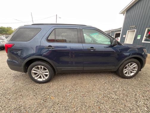 2017 Ford Explorer Base