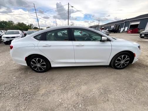 2015 Chrysler 200 LX