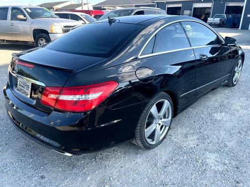 2011 Mercedes-Benz E-Class E550 Coupe