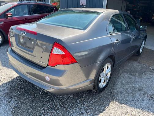 2012 Ford Fusion SE