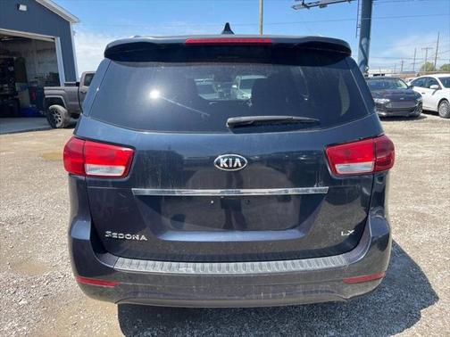 2015 Kia Sedona LX