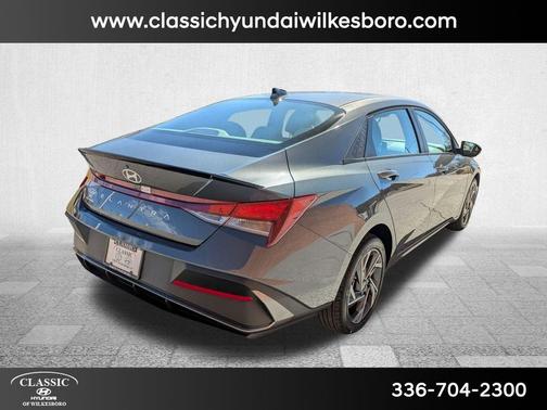 2025 Hyundai ELANTRA Sport