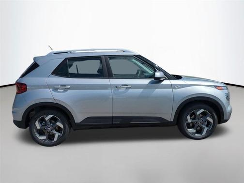 Shimmering Silver 2026 Hyundai VENUE SEL