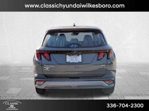 2026 Hyundai TUCSON SE