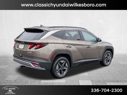 2026 Hyundai TUCSON Hybrid SEL