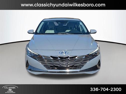 2022 Hyundai ELANTRA Limited