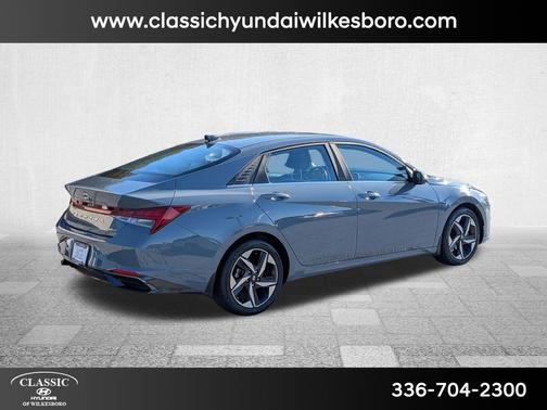 2022 Hyundai ELANTRA Limited