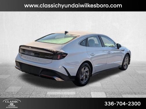 2026 Hyundai SONATA SE
