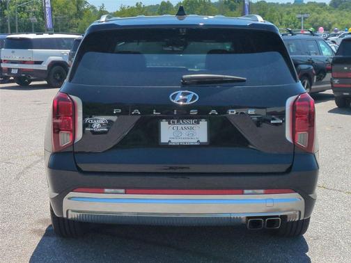 Abyss Black Pearl 2023 Hyundai PALISADE Calligraphy