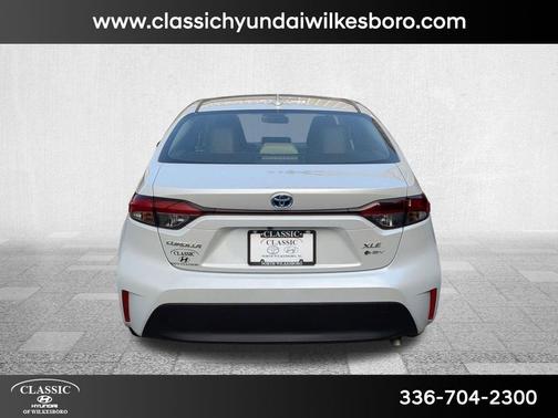 2025 Toyota Corolla Hybrid SE