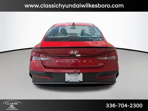 2025 Hyundai ELANTRA HEV SEL Sport